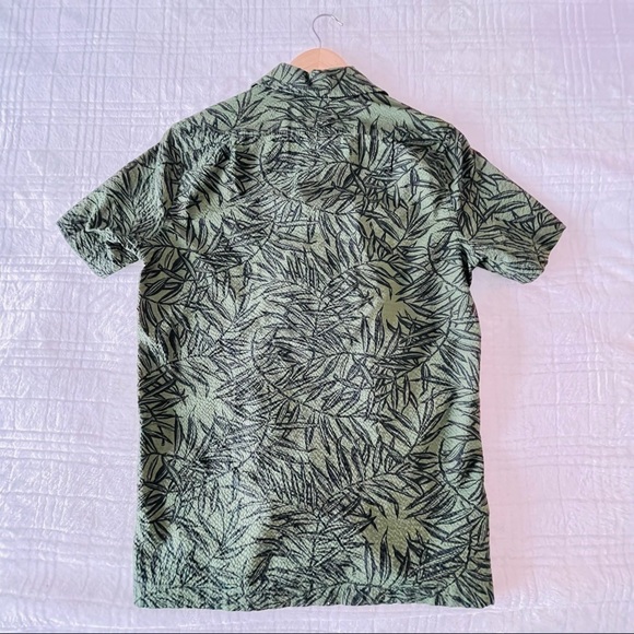 J Crew Short Sleeve Shirt XS - Picture 2 of 3